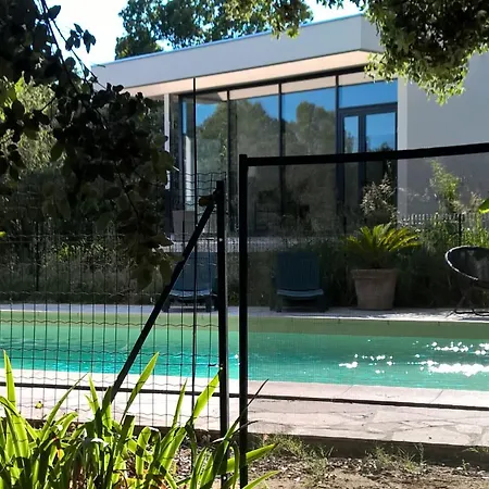 Contemporaine Mediterraneenne Dans Ecrin De Verdure * Assas