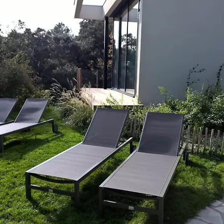 Contemporaine Mediterraneenne Dans Ecrin De Verdure * Assas